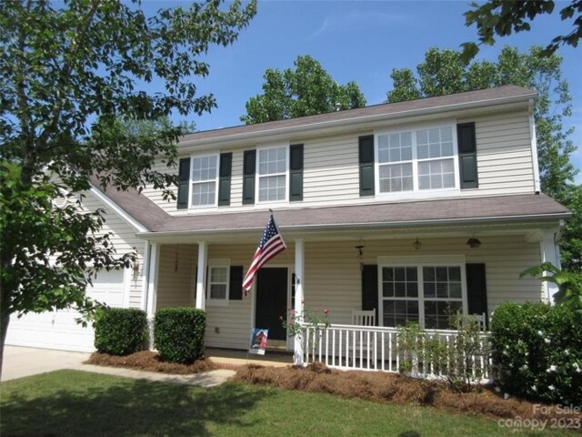 Picture of Home For Sale in Indian Trail, North Carolina, United States