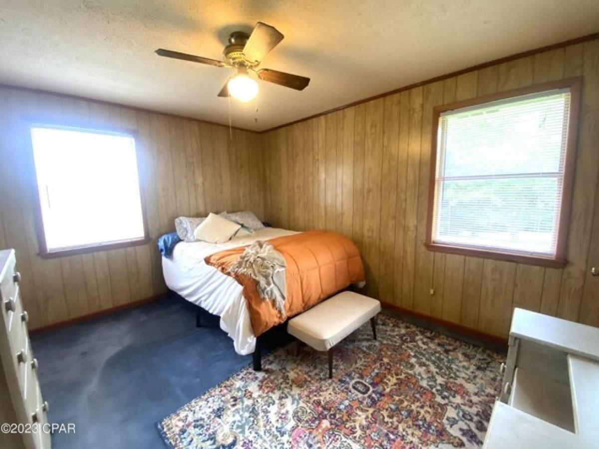 Picture of Home For Sale in Graceville, Florida, United States
