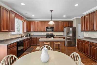 Home For Sale in Holly Springs, North Carolina