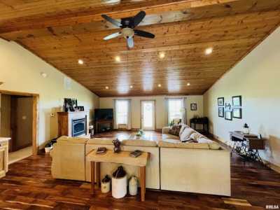 Home For Sale in Raleigh, Illinois