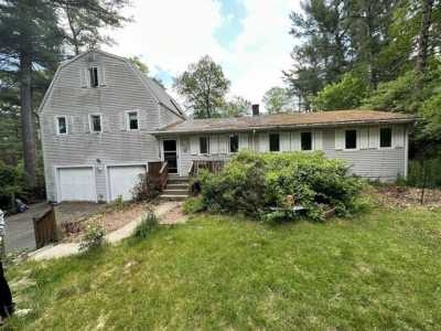 Home For Sale in Pembroke, Massachusetts