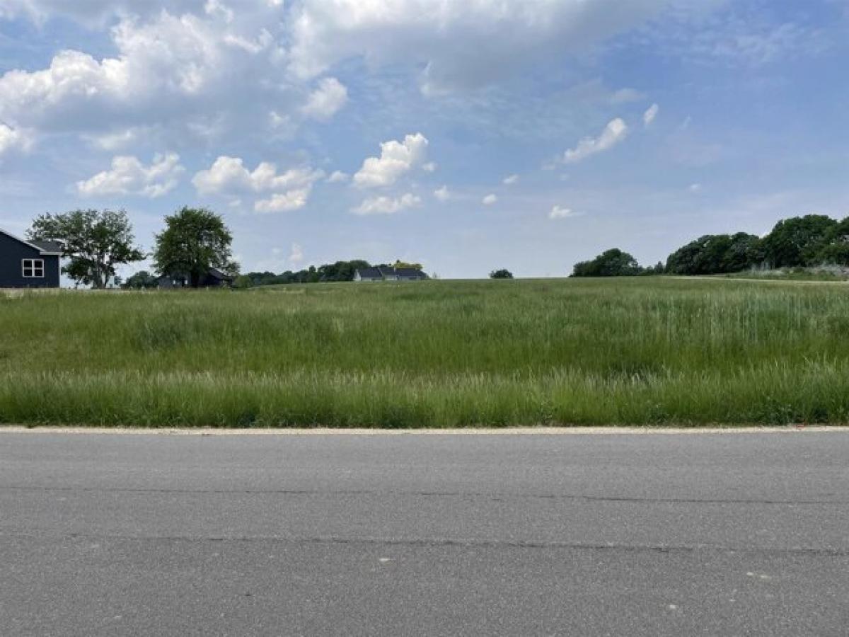 Picture of Residential Land For Sale in Cottage Grove, Wisconsin, United States