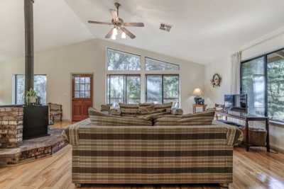 Home For Sale in Lewiston, California