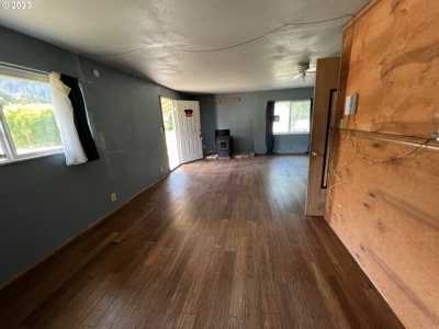 Home For Sale in Powers, Oregon