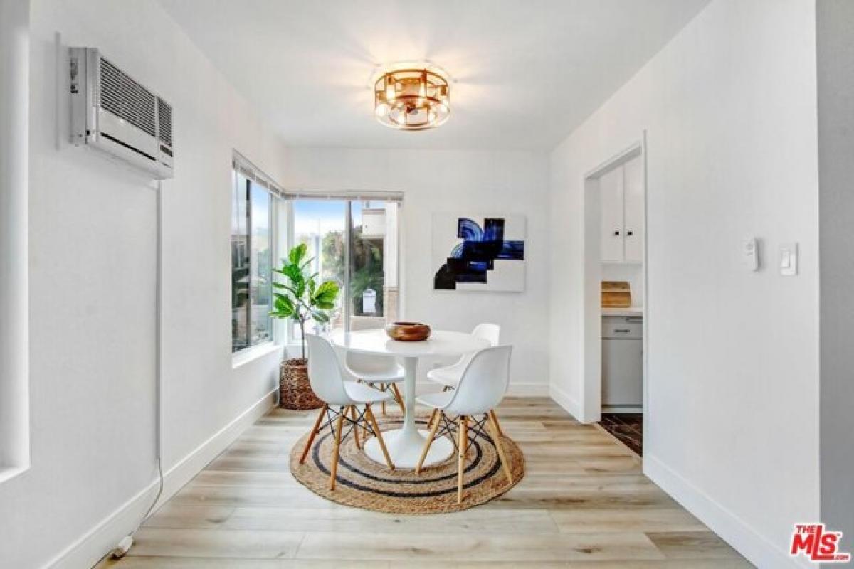 Picture of Home For Sale in West Hollywood, California, United States