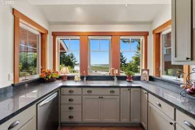Home For Sale in Bandon, Oregon