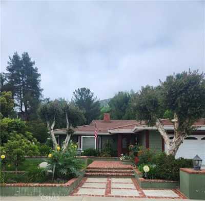 Home For Sale in Agoura Hills, California
