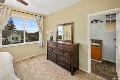 Home For Sale in Kenmore, Washington