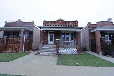 Home For Sale in Cicero, Illinois