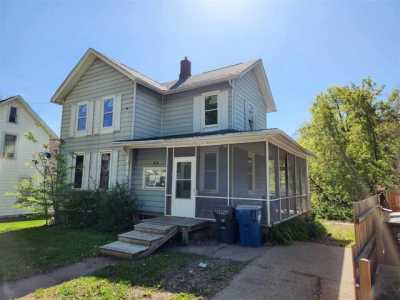 Home For Sale in Muscatine, Iowa