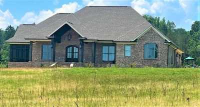 Home For Sale in Duck Hill, Mississippi