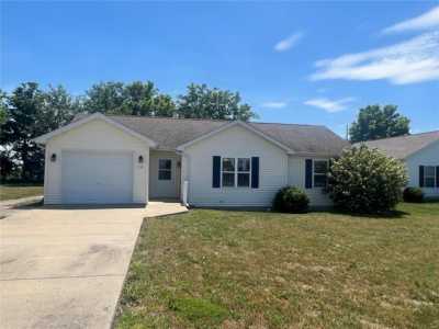 Home For Sale in Carrollton, Illinois