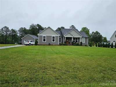 Home For Sale in Maiden, North Carolina