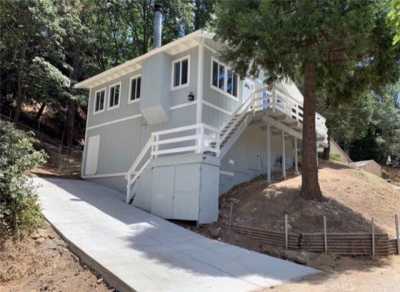 Home For Sale in Crestline, California