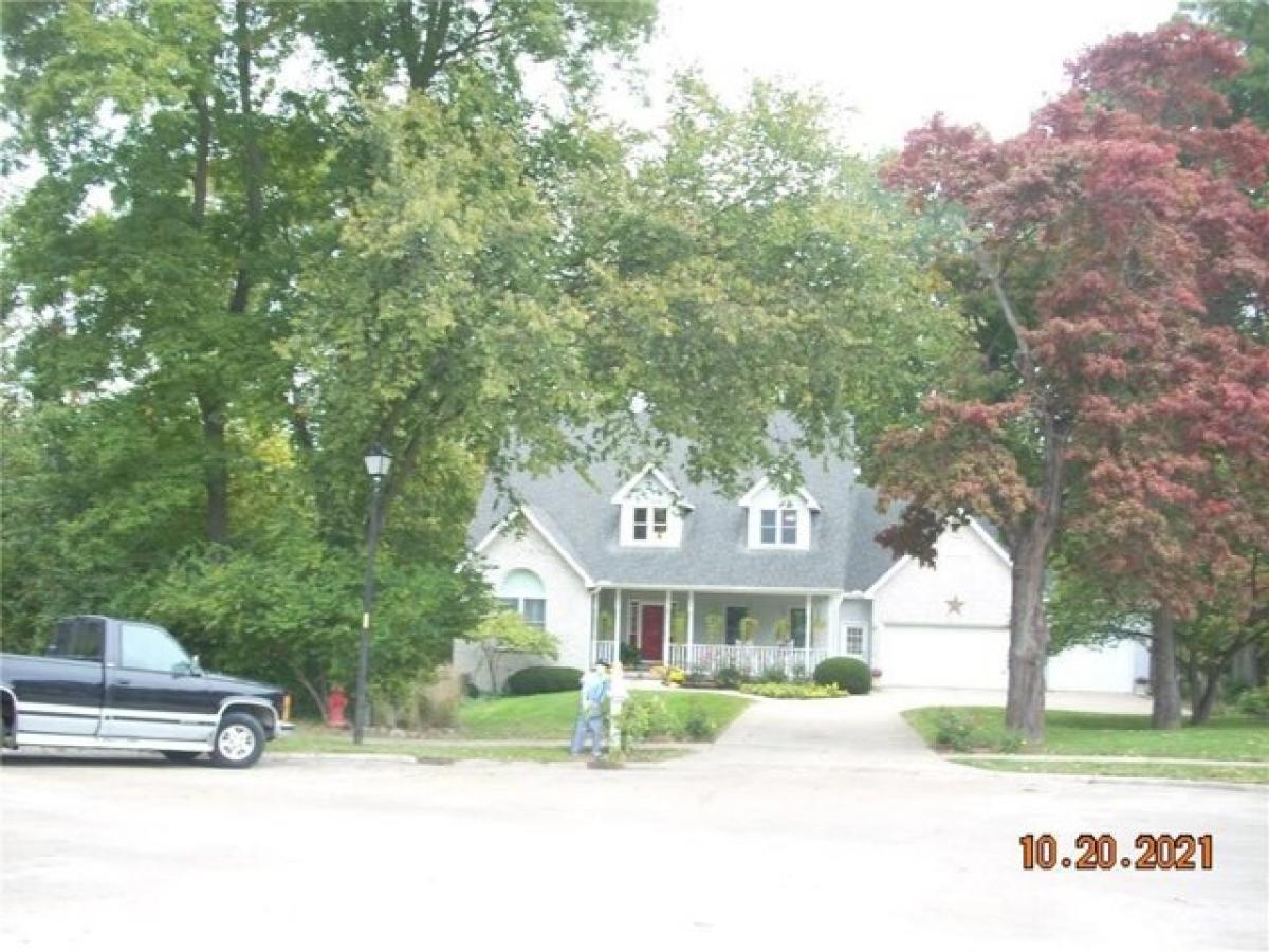 Picture of Home For Sale in Mount Zion, Illinois, United States