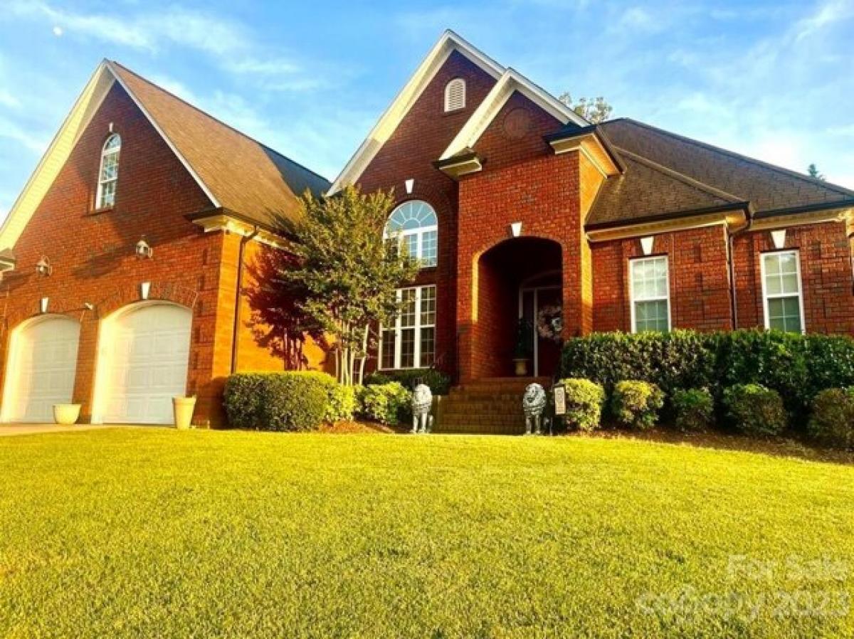 Picture of Home For Sale in Bessemer City, North Carolina, United States