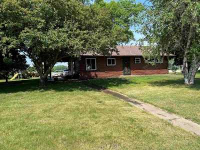 Home For Sale in Plainfield, Iowa