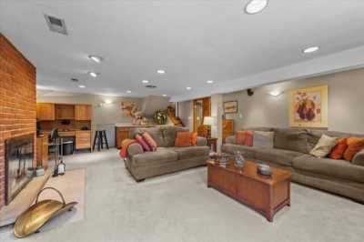 Home For Sale in Western Springs, Illinois
