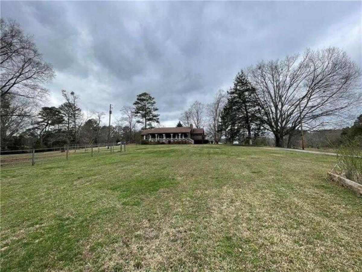 Picture of Home For Sale in Cedartown, Georgia, United States