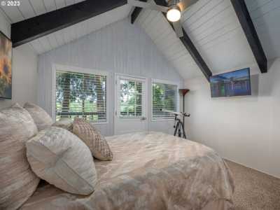 Home For Sale in West Linn, Oregon