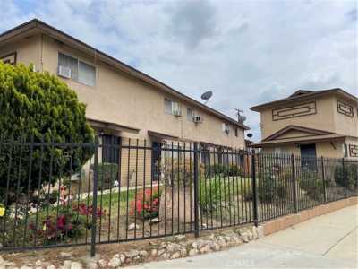 Apartment For Rent in Covina, California