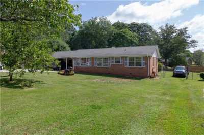Home For Sale in Morrow, Georgia