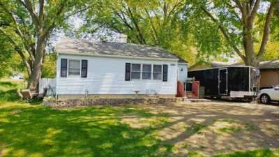 Home For Sale in McHenry, Illinois
