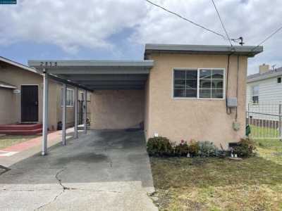 Home For Sale in San Pablo, California