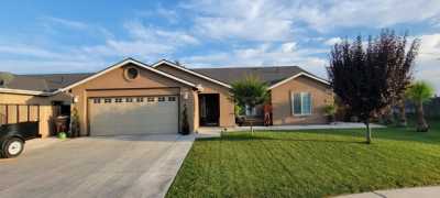 Home For Sale in Sanger, California