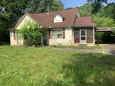 Home For Sale in Huntingdon, Tennessee