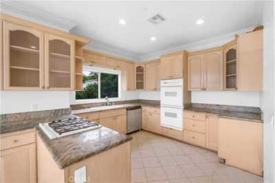 Home For Sale in Studio City, California