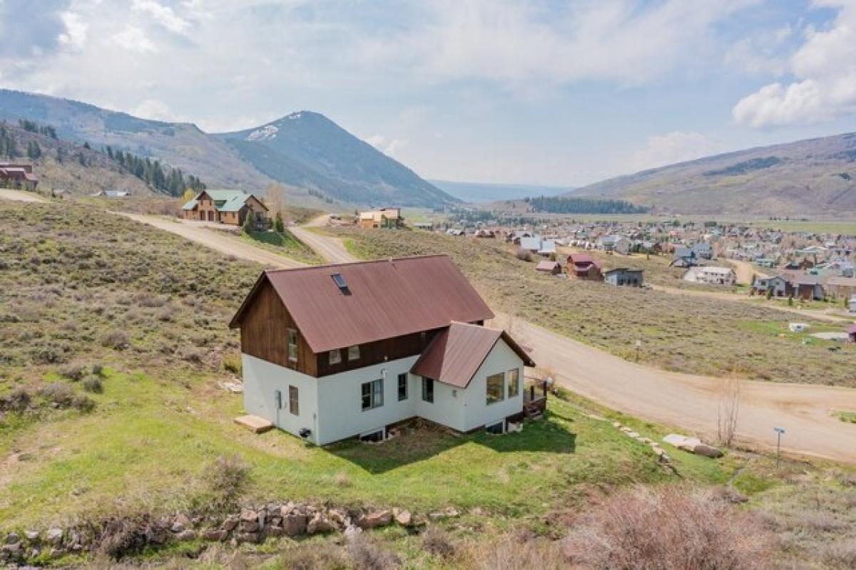 Picture of Home For Sale in Crested Butte, Colorado, United States
