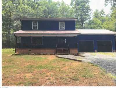 Home For Sale in Denton, North Carolina