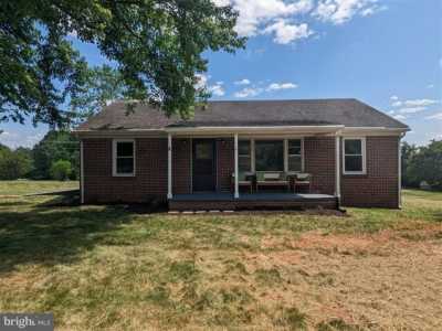 Home For Sale in Ruckersville, Virginia