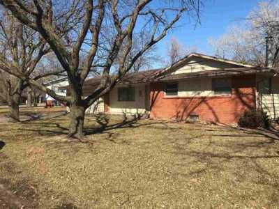 Home For Sale in Hesston, Kansas