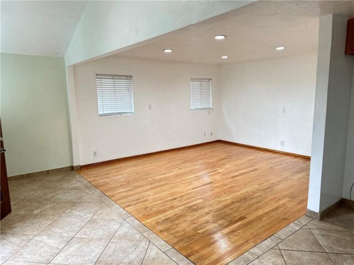 Picture of Home For Rent in Sunland, California, United States