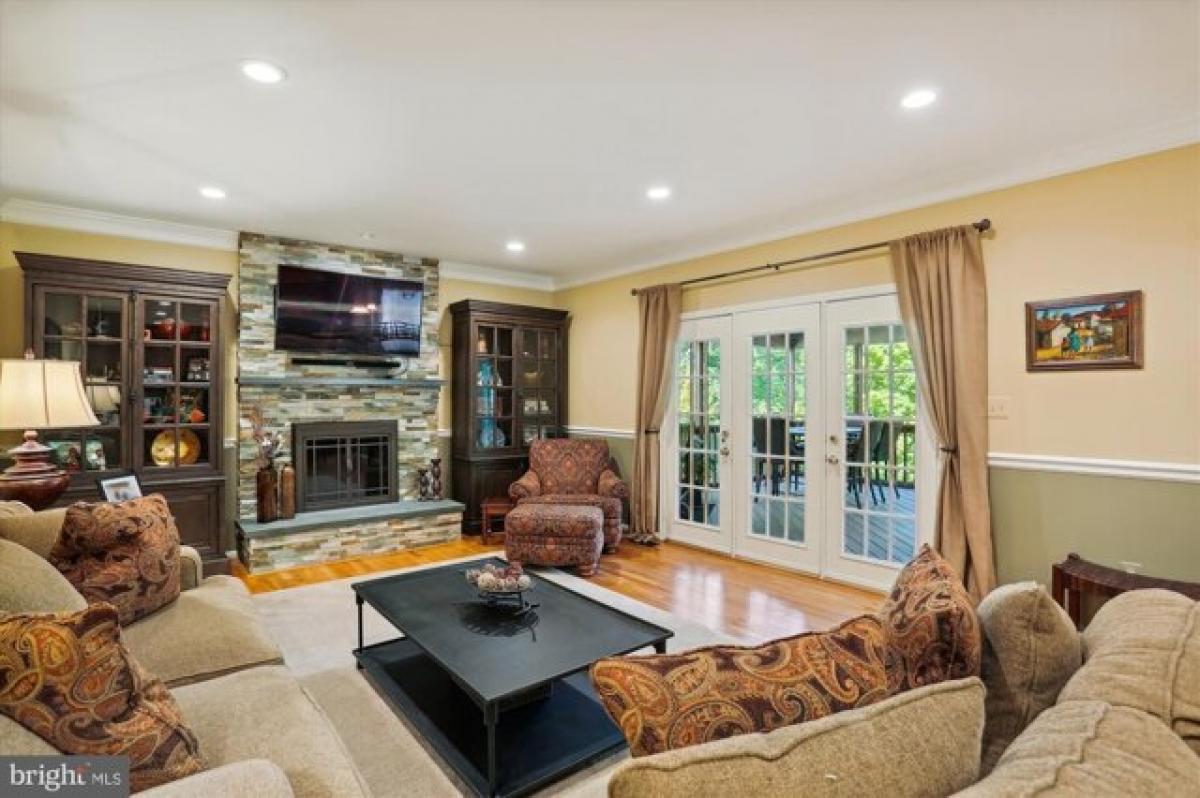 Picture of Home For Sale in North Potomac, Maryland, United States
