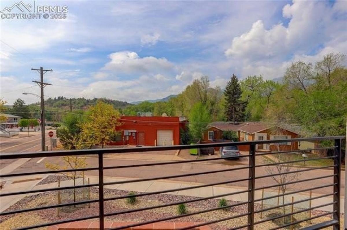 Picture of Home For Sale in Manitou Springs, Colorado, United States