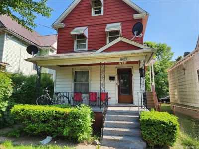 Home For Rent in Niagara Falls, New York