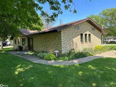 Home For Sale in Graettinger, Iowa