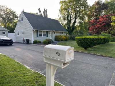 Home For Sale in Selden, New York
