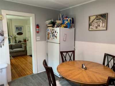 Home For Rent in Glen Head, New York