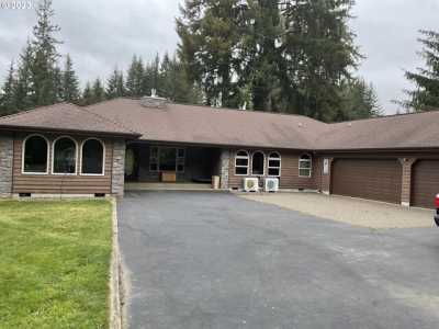 Home For Sale in Siletz, Oregon