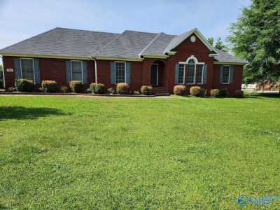 Home For Sale in Toney, Alabama