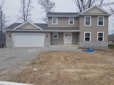 Home For Sale in Cedar Lake, Indiana