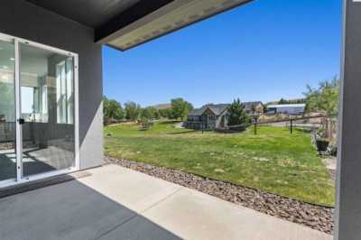 Home For Sale in West Richland, Washington