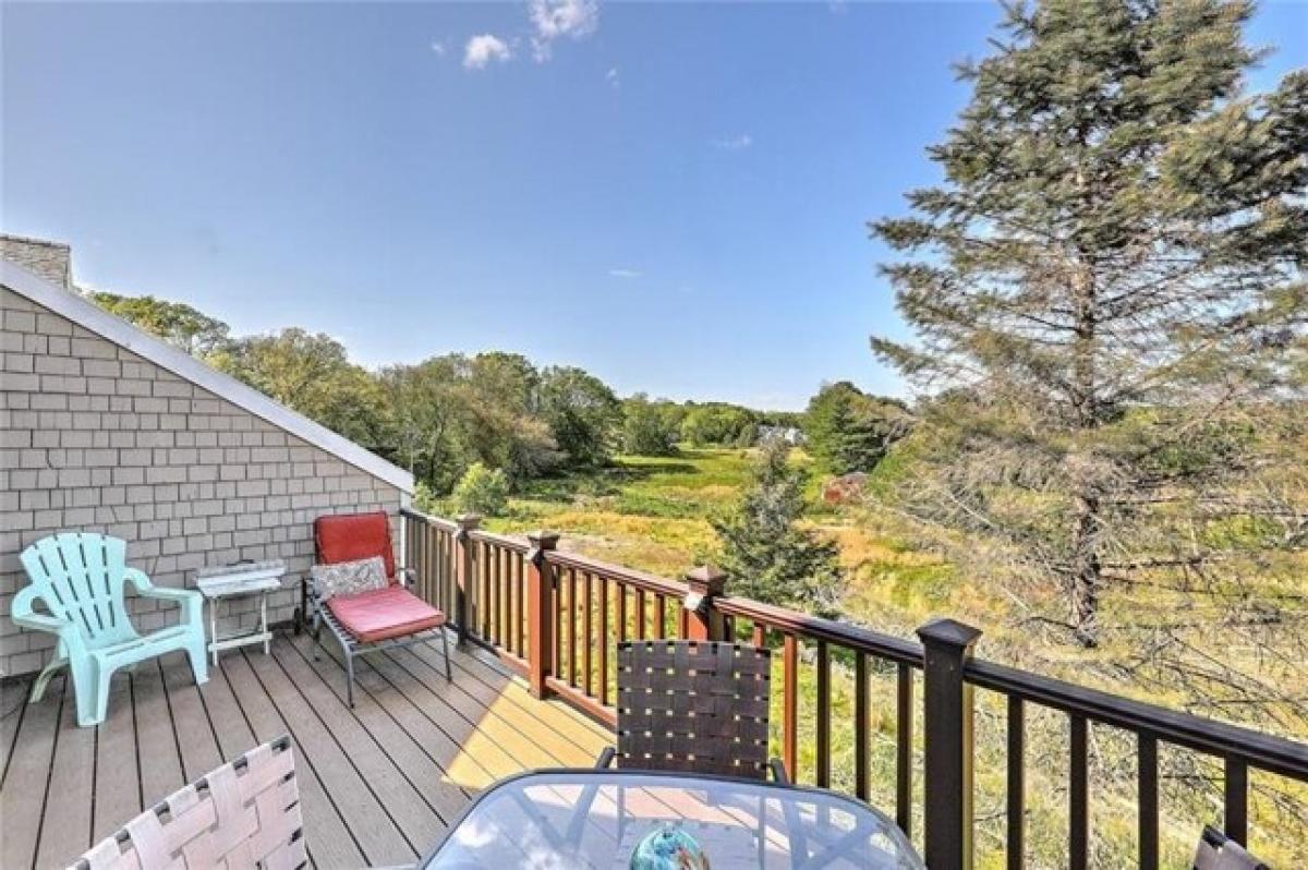 Picture of Home For Sale in Hopkinton, Rhode Island, United States