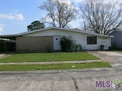 Home For Sale in Terrytown, Louisiana