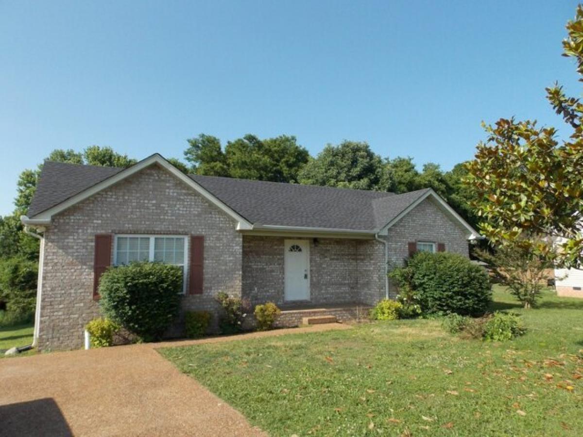 Picture of Home For Sale in Portland, Tennessee, United States