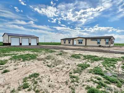 Home For Sale in Keenesburg, Colorado